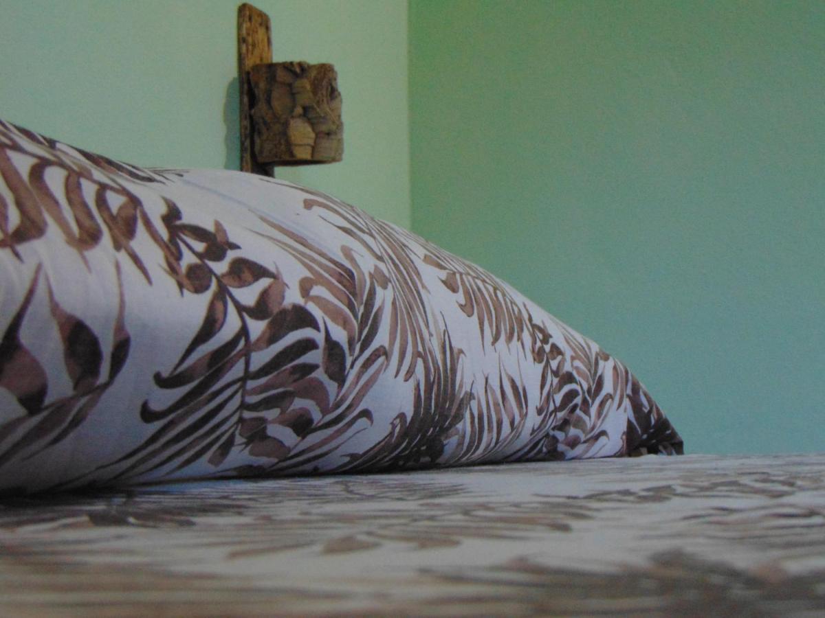 La Contea Bed and Breakfast SantʼAnna Arresi Buitenkant foto