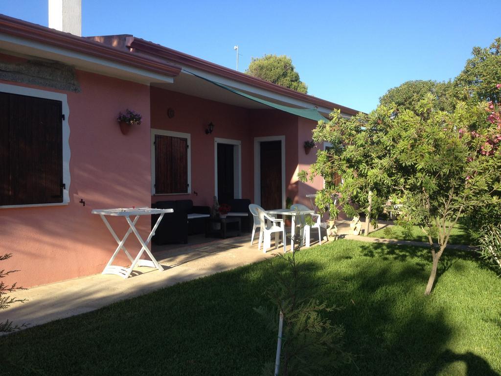La Contea Bed and Breakfast SantʼAnna Arresi Kamer foto